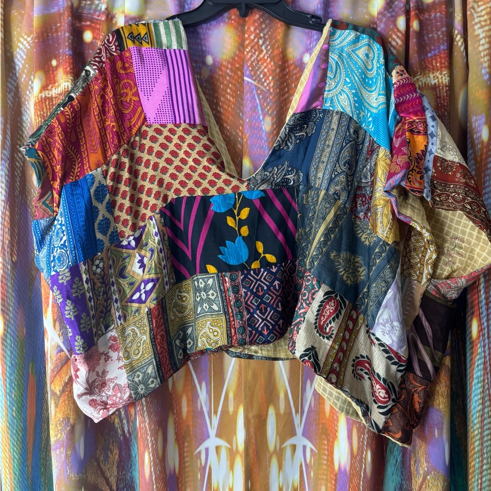 KANTHA BAE Goddess Crop